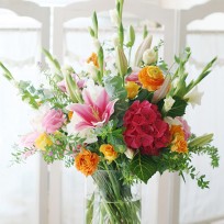 Vase arrangement